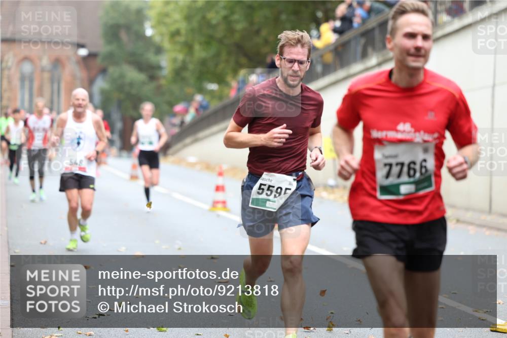 05.10.2025 - 20. swb-Marathon Bremen Michael Strokosch http://msf.ph/oto/9213818 05.10.2025 12:29:53 Laufen 548, 5595, 7766 meine-sportfotos.de
