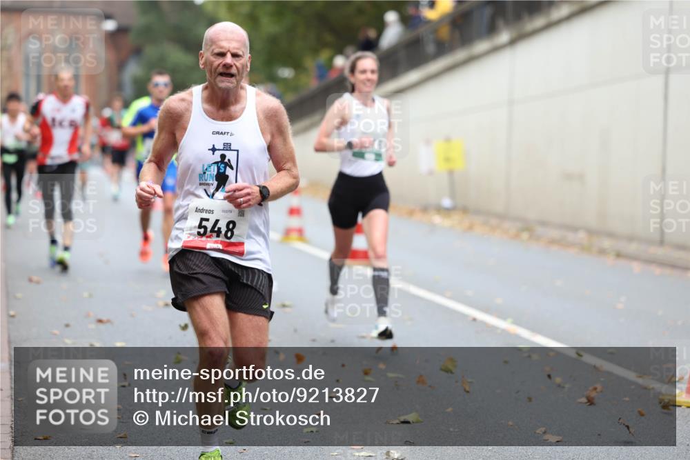 05.10.2025 - 20. swb-Marathon Bremen Michael Strokosch http://msf.ph/oto/9213827 05.10.2025 12:29:56 Laufen 00079, 548 meine-sportfotos.de