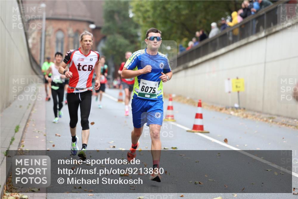 05.10.2025 - 20. swb-Marathon Bremen Michael Strokosch http://msf.ph/oto/9213830 05.10.2025 12:29:58 Laufen 6075 meine-sportfotos.de