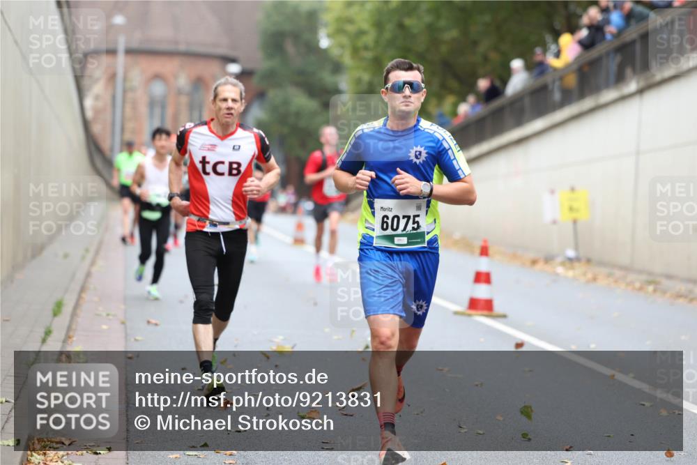 05.10.2025 - 20. swb-Marathon Bremen Michael Strokosch http://msf.ph/oto/9213831 05.10.2025 12:29:58 Laufen 6075 meine-sportfotos.de
