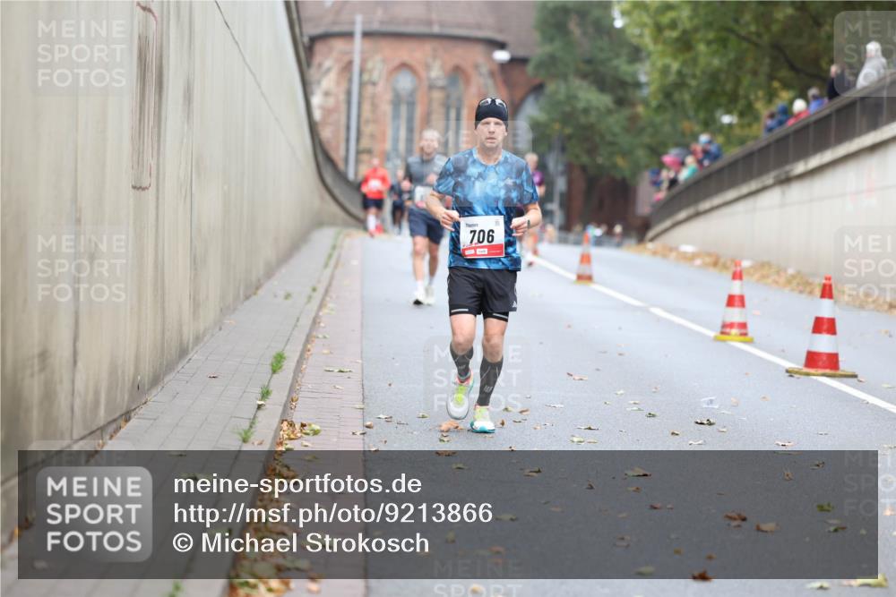 05.10.2025 - 20. swb-Marathon Bremen Michael Strokosch http://msf.ph/oto/9213866 05.10.2025 12:30:17 Laufen 706 meine-sportfotos.de