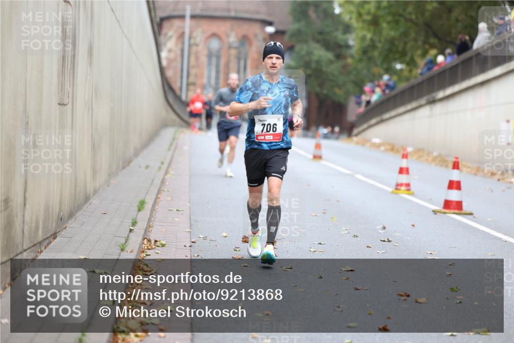 05.10.2025 - 20. swb-Marathon Bremen Michael Strokosch http://msf.ph/oto/9213868 05.10.2025 12:30:17 Laufen 706 meine-sportfotos.de