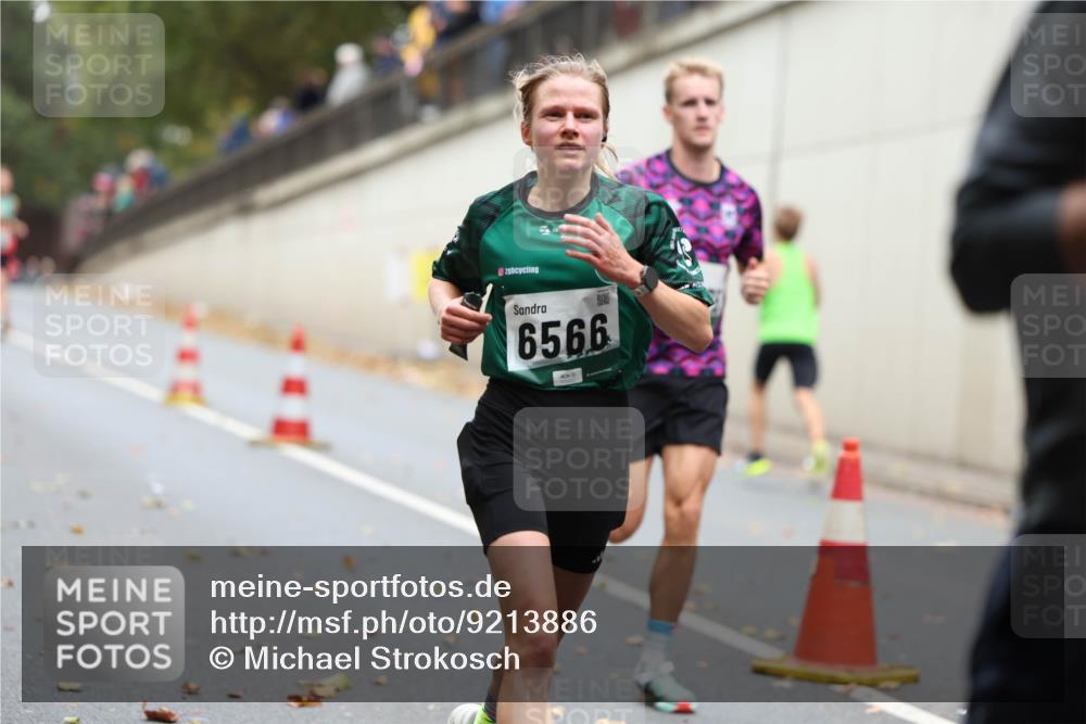 05.10.2025 - 20. swb-Marathon Bremen Michael Strokosch http://msf.ph/oto/9213886 05.10.2025 12:30:26 Laufen 1800, 6566 meine-sportfotos.de