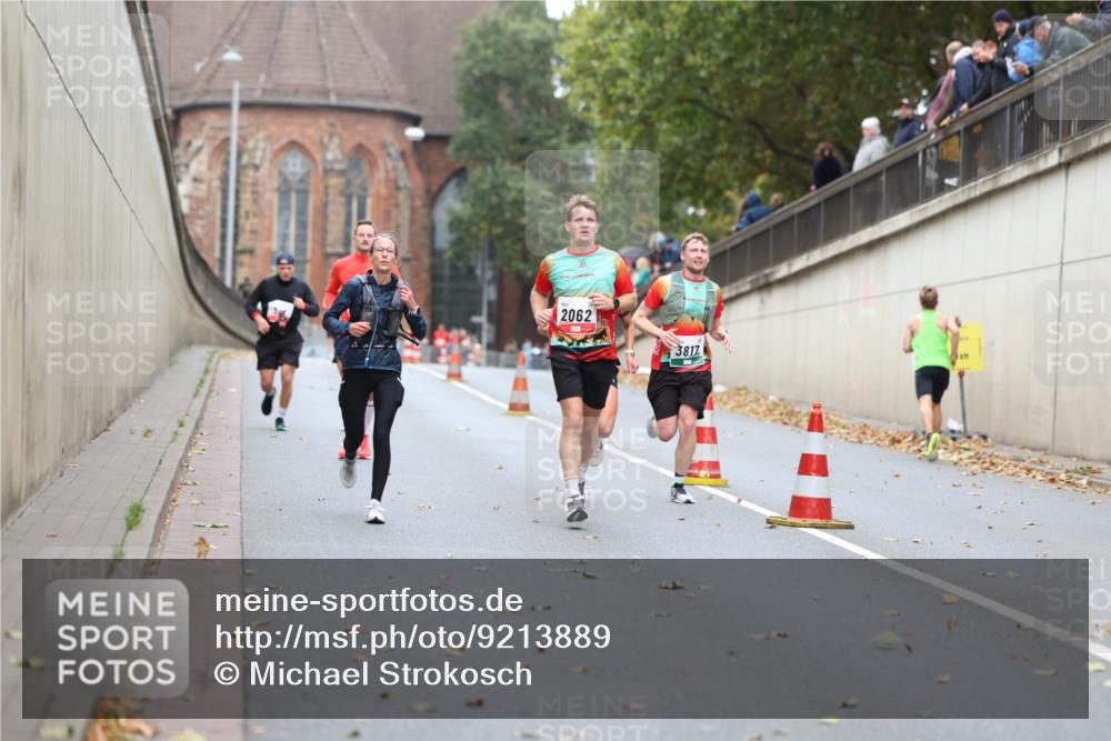 05.10.2025 - 20. swb-Marathon Bremen Michael Strokosch http://msf.ph/oto/9213889 05.10.2025 12:30:30 Laufen 2062, 3817 meine-sportfotos.de