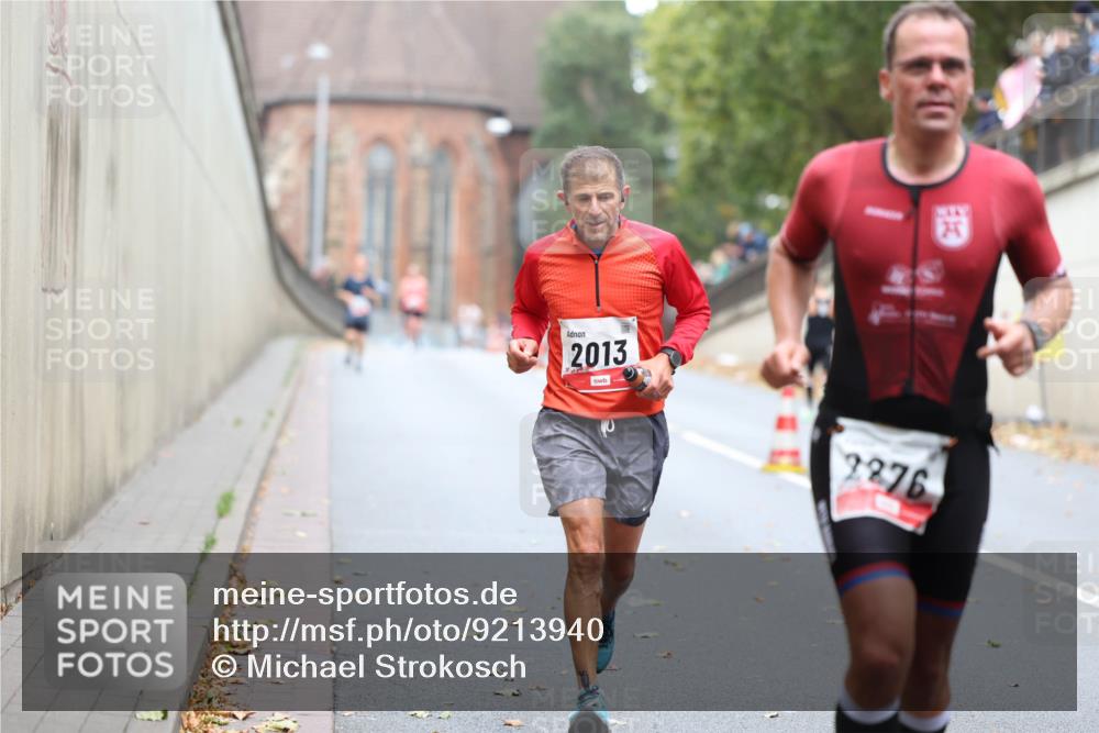 05.10.2025 - 20. swb-Marathon Bremen Michael Strokosch http://msf.ph/oto/9213940 05.10.2025 12:31:08 Laufen 2013, 2276 meine-sportfotos.de