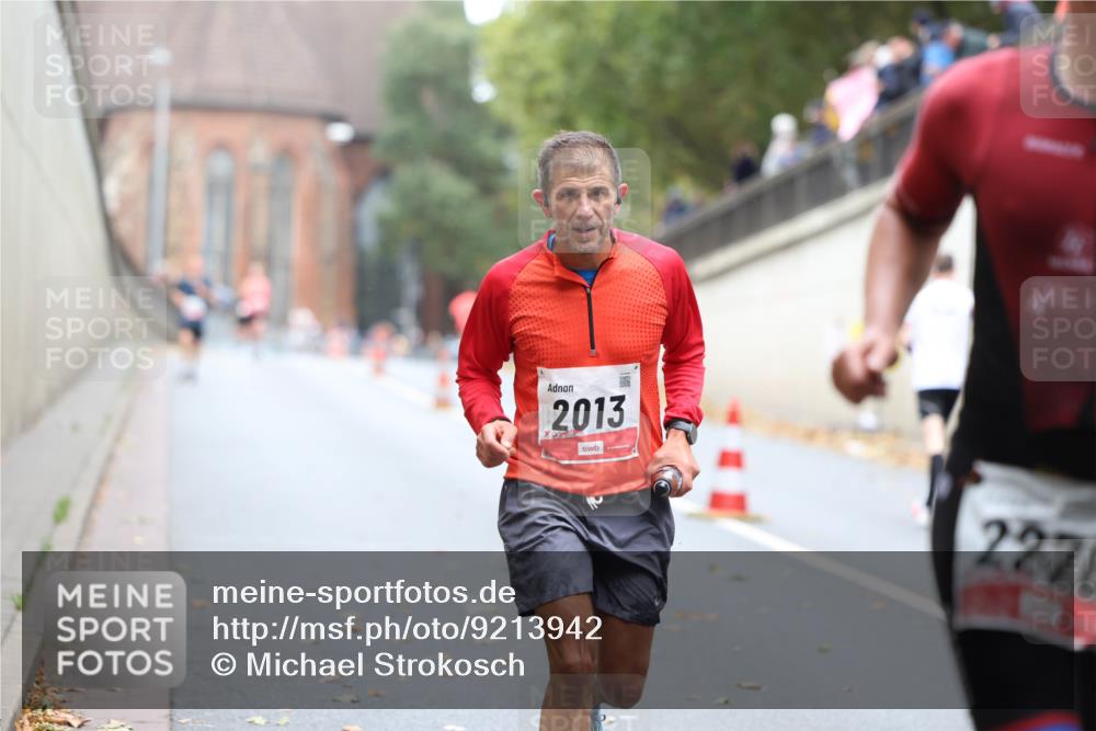 05.10.2025 - 20. swb-Marathon Bremen Michael Strokosch http://msf.ph/oto/9213942 05.10.2025 12:31:09 Laufen 2013, 2276 meine-sportfotos.de