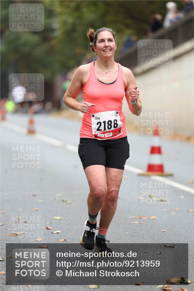 05.10.2025 - 20. swb-Marathon Bremen Michael Strokosch http://msf.ph/oto/9213959 05.10.2025 12:31:27 Laufen 2188, 99000 meine-sportfotos.de
