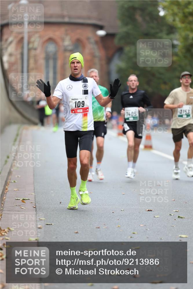 05.10.2025 - 20. swb-Marathon Bremen Michael Strokosch http://msf.ph/oto/9213986 05.10.2025 12:31:48 Laufen 140, 109, 7405, 3153 meine-sportfotos.de