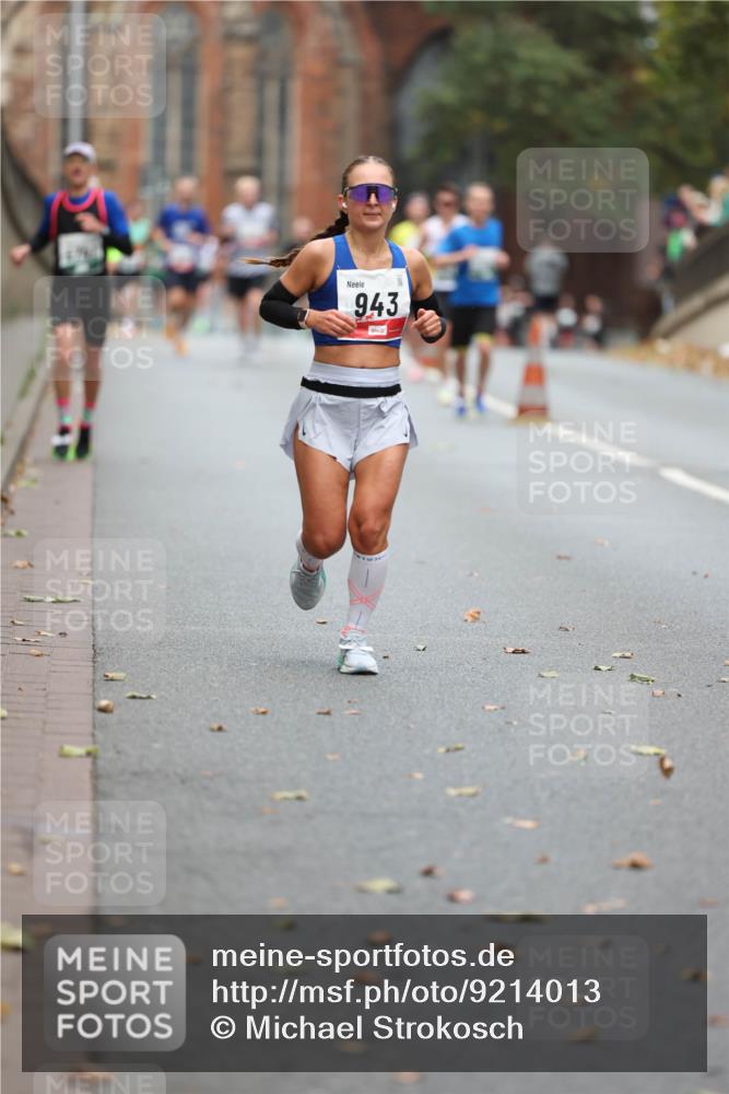 05.10.2025 - 20. swb-Marathon Bremen Michael Strokosch http://msf.ph/oto/9214013 05.10.2025 12:32:10 Laufen 943 meine-sportfotos.de