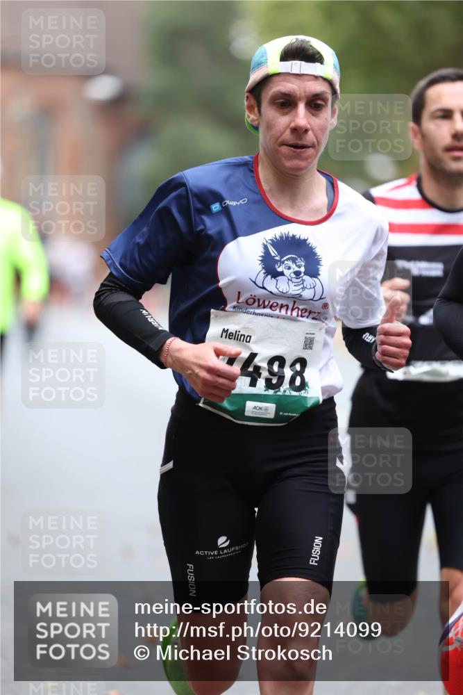 05.10.2025 - 20. swb-Marathon Bremen Michael Strokosch http://msf.ph/oto/9214099 05.10.2025 12:32:30 Laufen 498 meine-sportfotos.de