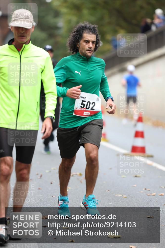 05.10.2025 - 20. swb-Marathon Bremen Michael Strokosch http://msf.ph/oto/9214103 05.10.2025 12:32:36 Laufen 502 meine-sportfotos.de
