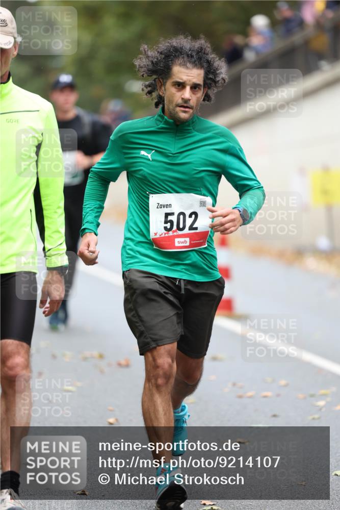 05.10.2025 - 20. swb-Marathon Bremen Michael Strokosch http://msf.ph/oto/9214107 05.10.2025 12:32:36 Laufen 502 meine-sportfotos.de