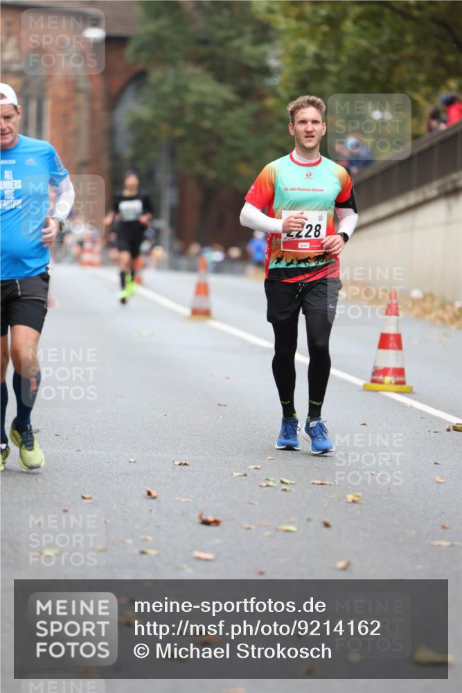 05.10.2025 - 20. swb-Marathon Bremen Michael Strokosch http://msf.ph/oto/9214162 05.10.2025 12:32:59 Laufen 20, 228 meine-sportfotos.de