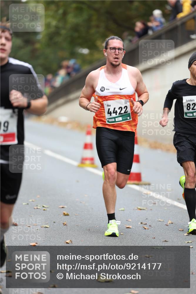 05.10.2025 - 20. swb-Marathon Bremen Michael Strokosch http://msf.ph/oto/9214177 05.10.2025 12:33:07 Laufen 19, 4422, 07834, 82 meine-sportfotos.de