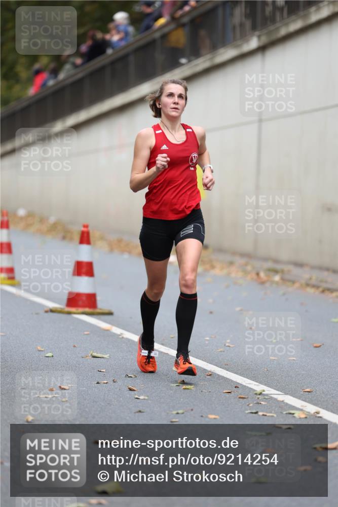 05.10.2025 - 20. swb-Marathon Bremen Michael Strokosch http://msf.ph/oto/9214254 05.10.2025 12:33:43 Laufen  meine-sportfotos.de