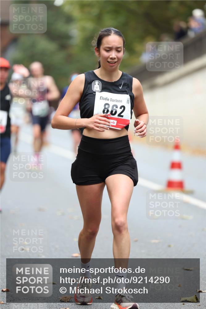 05.10.2025 - 20. swb-Marathon Bremen Michael Strokosch http://msf.ph/oto/9214290 05.10.2025 12:34:06 Laufen 862 meine-sportfotos.de