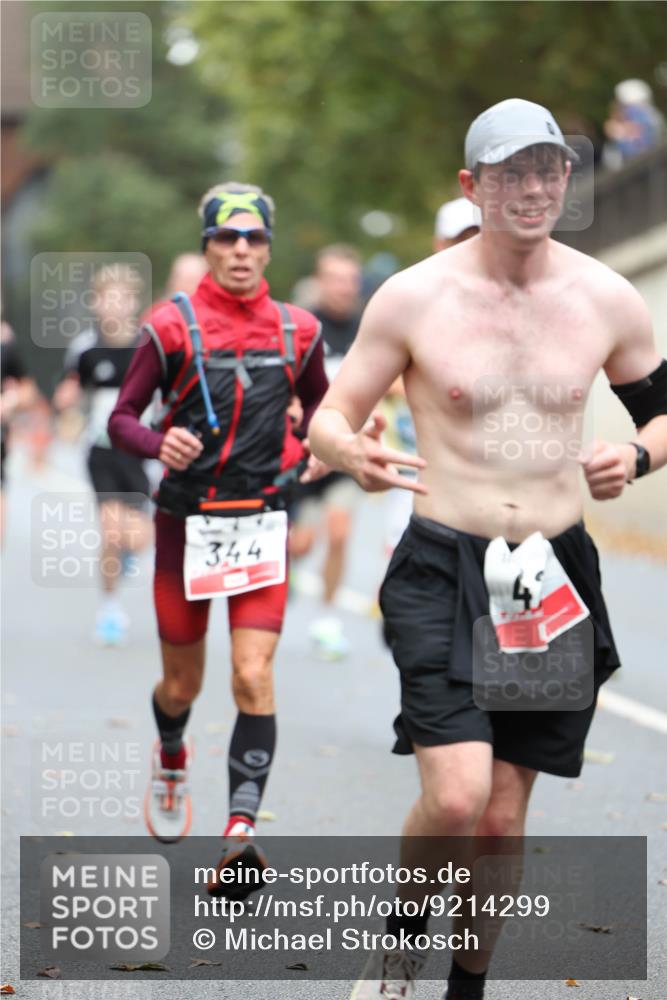 05.10.2025 - 20. swb-Marathon Bremen Michael Strokosch http://msf.ph/oto/9214299 05.10.2025 12:34:11 Laufen 344 meine-sportfotos.de