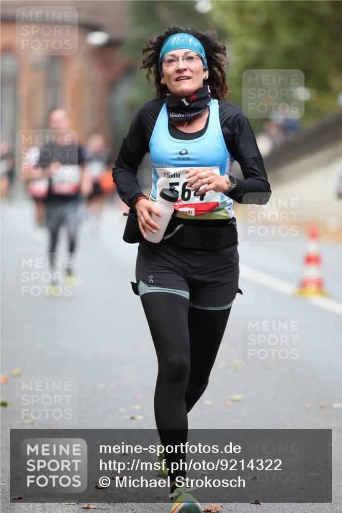 05.10.2025 - 20. swb-Marathon Bremen Michael Strokosch http://msf.ph/oto/9214322 05.10.2025 12:34:23 Laufen 564 meine-sportfotos.de