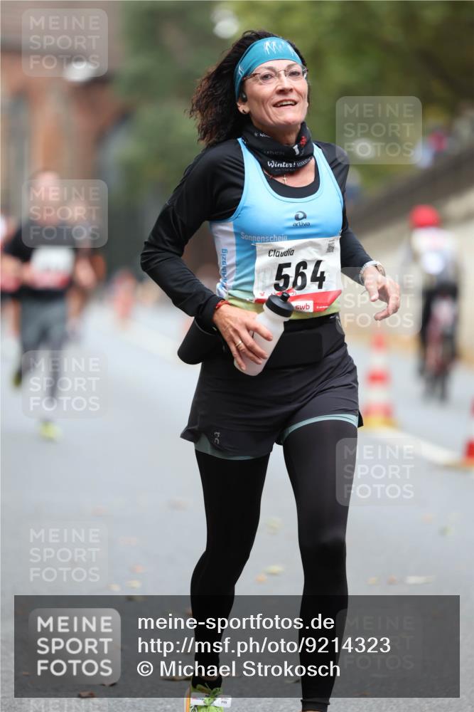 05.10.2025 - 20. swb-Marathon Bremen Michael Strokosch http://msf.ph/oto/9214323 05.10.2025 12:34:23 Laufen 199, 564 meine-sportfotos.de