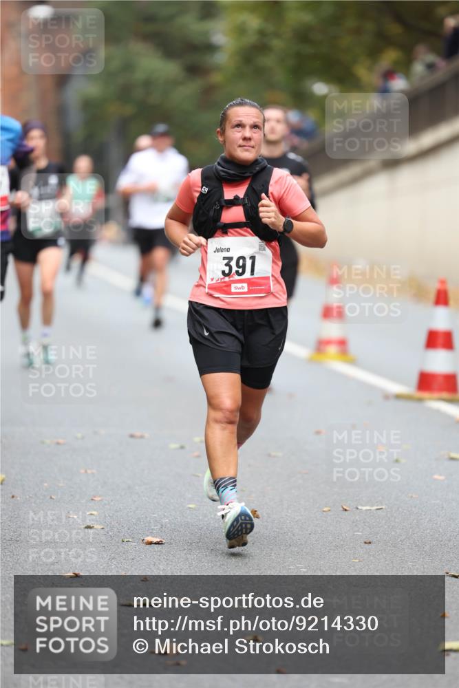 05.10.2025 - 20. swb-Marathon Bremen Michael Strokosch http://msf.ph/oto/9214330 05.10.2025 12:34:32 Laufen 391 meine-sportfotos.de