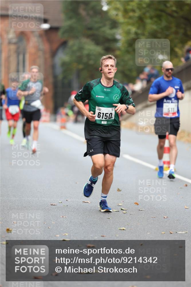 05.10.2025 - 20. swb-Marathon Bremen Michael Strokosch http://msf.ph/oto/9214342 05.10.2025 12:34:38 Laufen 6150, 511 meine-sportfotos.de