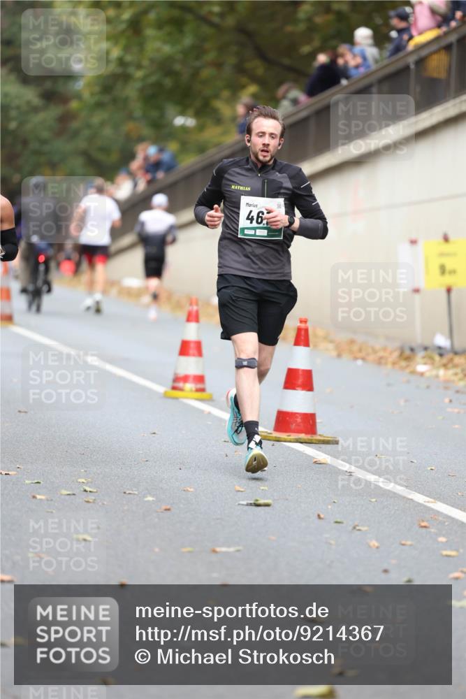 05.10.2025 - 20. swb-Marathon Bremen Michael Strokosch http://msf.ph/oto/9214367 05.10.2025 12:34:53 Laufen 46 meine-sportfotos.de