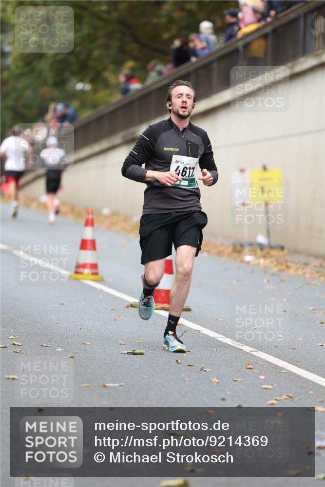 05.10.2025 - 20. swb-Marathon Bremen Michael Strokosch http://msf.ph/oto/9214369 05.10.2025 12:34:53 Laufen 4611 meine-sportfotos.de