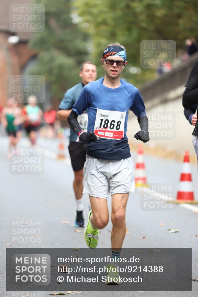 05.10.2025 - 20. swb-Marathon Bremen Michael Strokosch http://msf.ph/oto/9214388 05.10.2025 12:35:16 Laufen 1868, 01164 meine-sportfotos.de