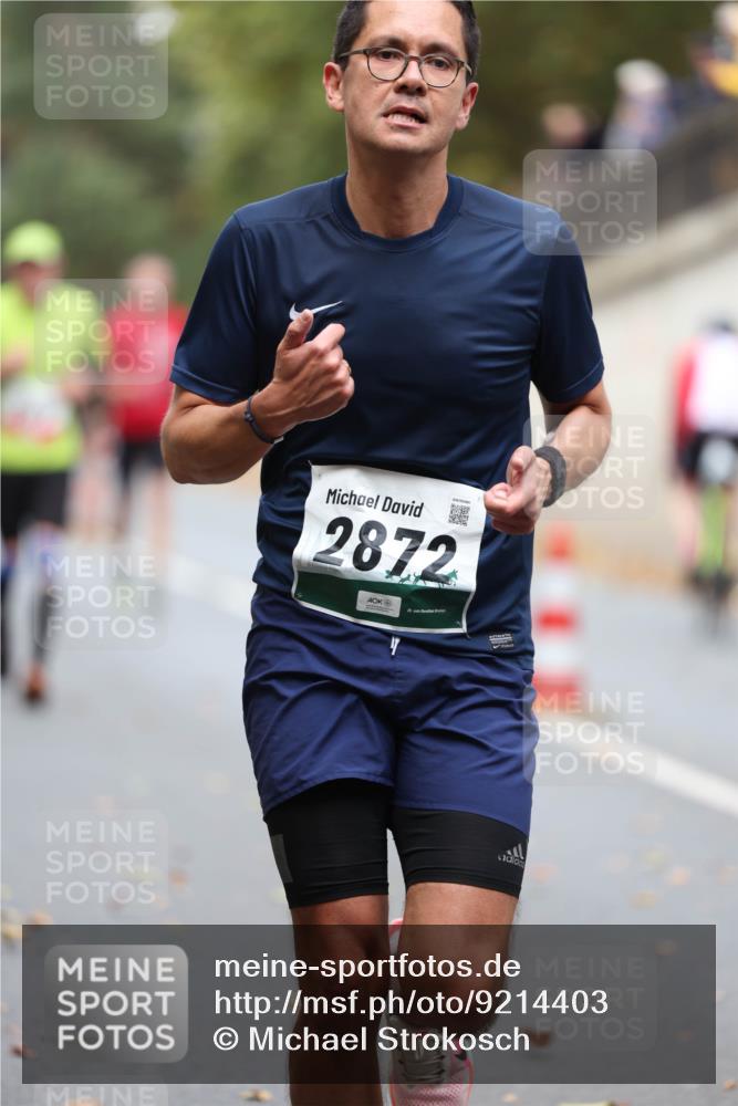 05.10.2025 - 20. swb-Marathon Bremen Michael Strokosch http://msf.ph/oto/9214403 05.10.2025 12:35:27 Laufen 2872, 20 meine-sportfotos.de