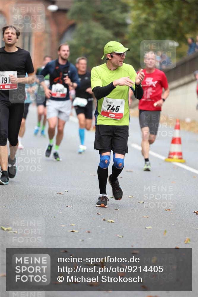 05.10.2025 - 20. swb-Marathon Bremen Michael Strokosch http://msf.ph/oto/9214405 05.10.2025 12:35:29 Laufen 191, 745 meine-sportfotos.de