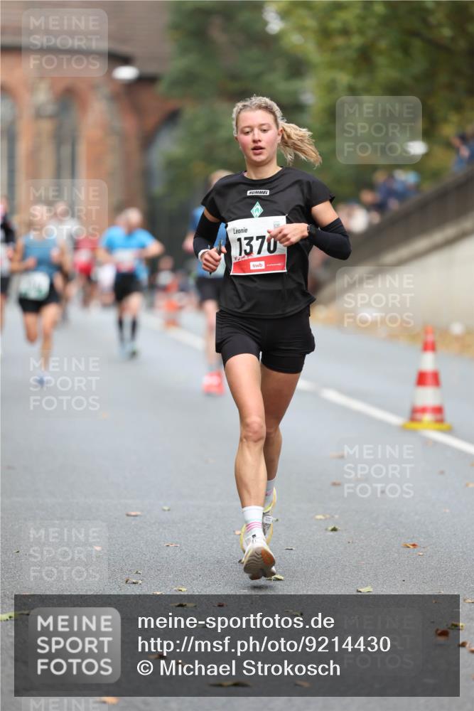 05.10.2025 - 20. swb-Marathon Bremen Michael Strokosch http://msf.ph/oto/9214430 05.10.2025 12:35:50 Laufen 1370 meine-sportfotos.de