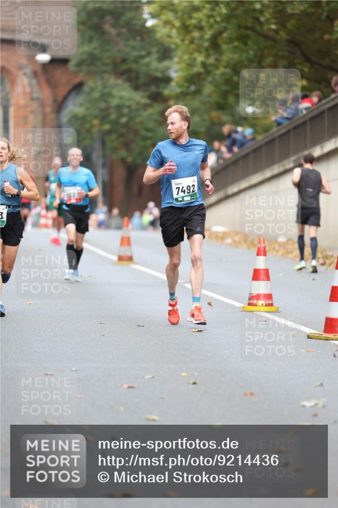 05.10.2025 - 20. swb-Marathon Bremen Michael Strokosch http://msf.ph/oto/9214436 05.10.2025 12:35:52 Laufen 3, 1607, 7492 meine-sportfotos.de