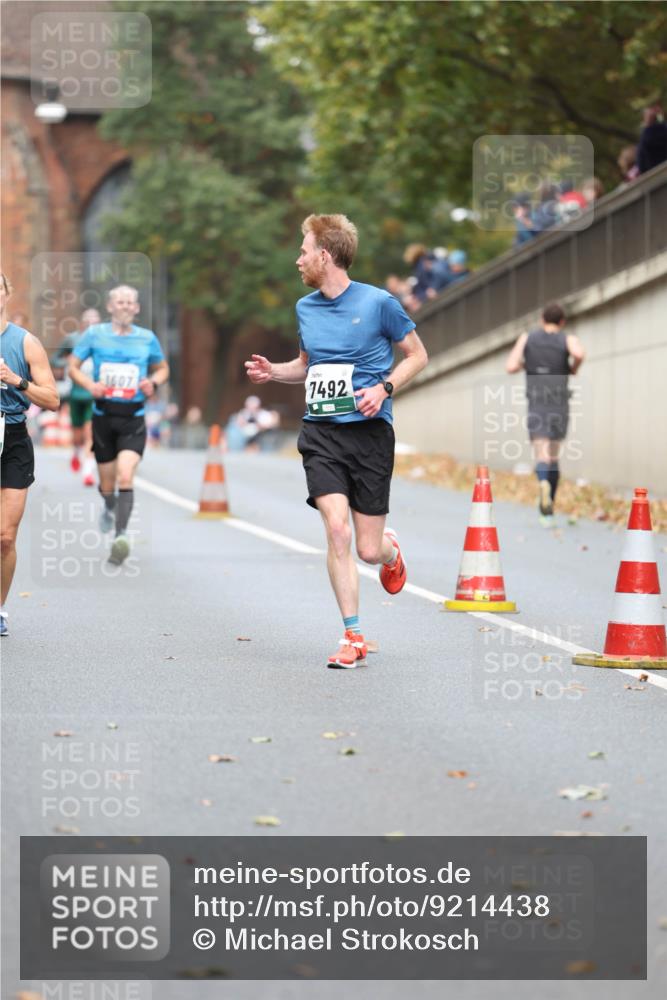05.10.2025 - 20. swb-Marathon Bremen Michael Strokosch http://msf.ph/oto/9214438 05.10.2025 12:35:53 Laufen 1607, 7492 meine-sportfotos.de