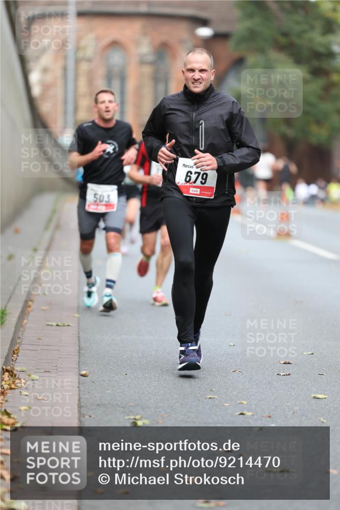 05.10.2025 - 20. swb-Marathon Bremen Michael Strokosch http://msf.ph/oto/9214470 05.10.2025 12:36:08 Laufen 503, 679 meine-sportfotos.de