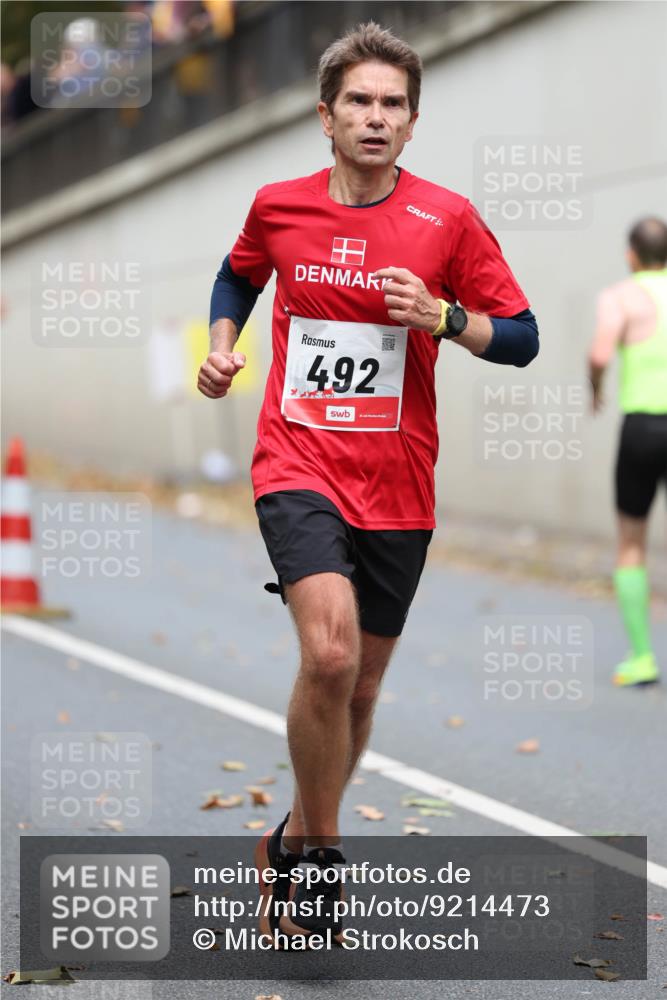 05.10.2025 - 20. swb-Marathon Bremen Michael Strokosch http://msf.ph/oto/9214473 05.10.2025 12:36:09 Laufen 492 meine-sportfotos.de