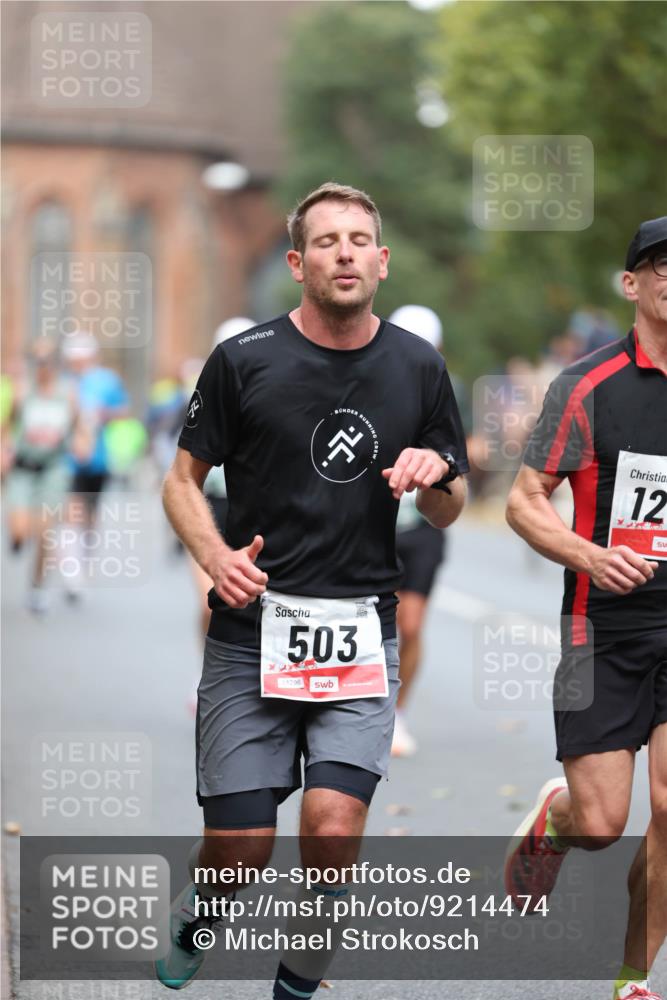 05.10.2025 - 20. swb-Marathon Bremen Michael Strokosch http://msf.ph/oto/9214474 05.10.2025 12:36:11 Laufen 503, 01296, 12 meine-sportfotos.de
