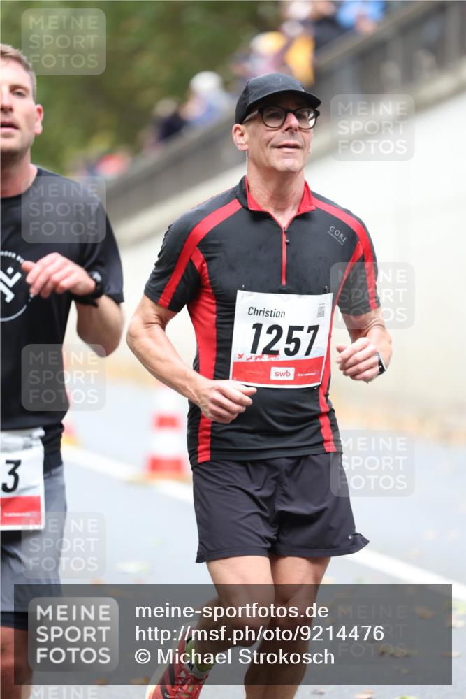 05.10.2025 - 20. swb-Marathon Bremen Michael Strokosch http://msf.ph/oto/9214476 05.10.2025 12:36:12 Laufen 1257, 3 meine-sportfotos.de