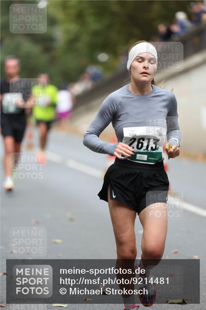 05.10.2025 - 20. swb-Marathon Bremen Michael Strokosch http://msf.ph/oto/9214481 05.10.2025 12:36:14 Laufen 2613 meine-sportfotos.de