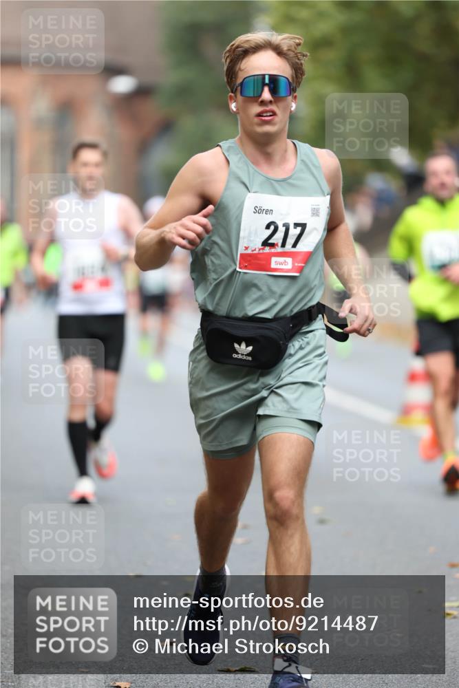 05.10.2025 - 20. swb-Marathon Bremen Michael Strokosch http://msf.ph/oto/9214487 05.10.2025 12:36:18 Laufen 217 meine-sportfotos.de