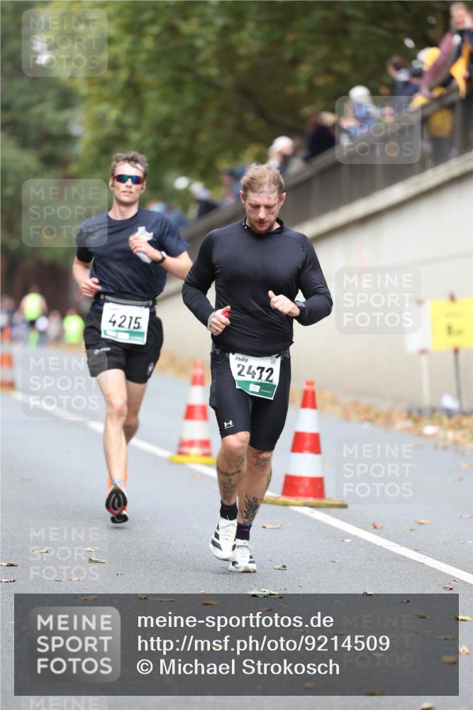 05.10.2025 - 20. swb-Marathon Bremen Michael Strokosch http://msf.ph/oto/9214509 05.10.2025 12:36:35 Laufen 4215, 2472, 1 meine-sportfotos.de