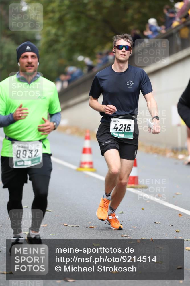 05.10.2025 - 20. swb-Marathon Bremen Michael Strokosch http://msf.ph/oto/9214514 05.10.2025 12:36:36 Laufen 8932, 42, 15 meine-sportfotos.de