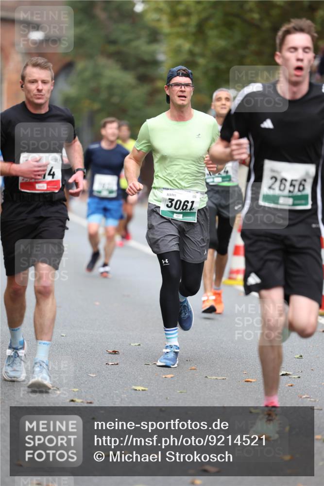 05.10.2025 - 20. swb-Marathon Bremen Michael Strokosch http://msf.ph/oto/9214521 05.10.2025 12:36:40 Laufen 4, 3061, 2656 meine-sportfotos.de