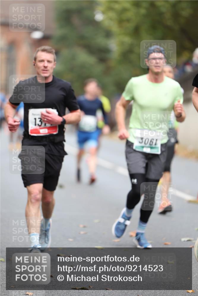 05.10.2025 - 20. swb-Marathon Bremen Michael Strokosch http://msf.ph/oto/9214523 05.10.2025 12:36:40 Laufen 13, 3061 meine-sportfotos.de