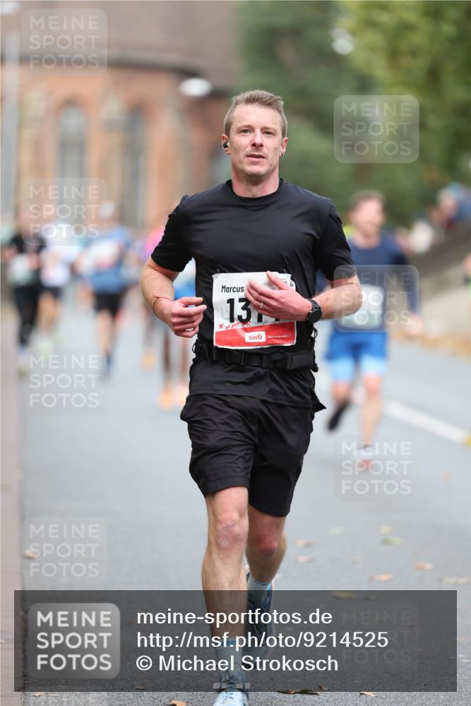 05.10.2025 - 20. swb-Marathon Bremen Michael Strokosch http://msf.ph/oto/9214525 05.10.2025 12:36:41 Laufen 13 meine-sportfotos.de
