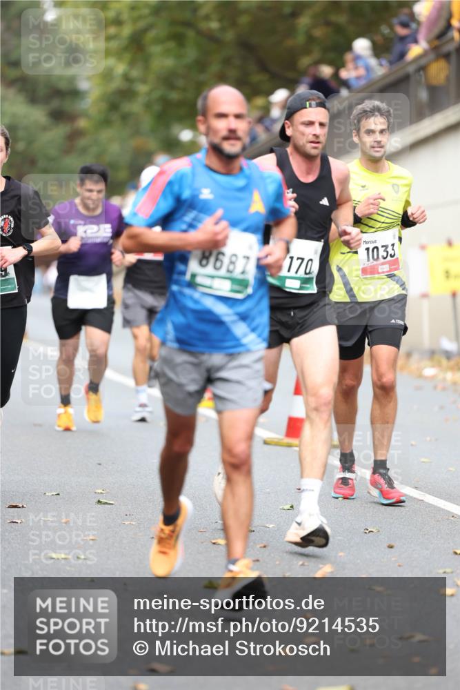 05.10.2025 - 20. swb-Marathon Bremen Michael Strokosch http://msf.ph/oto/9214535 05.10.2025 12:36:47 Laufen 8687, 170, 1033 meine-sportfotos.de