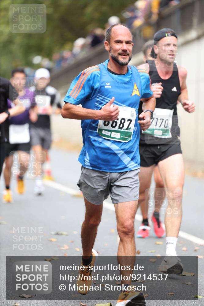 05.10.2025 - 20. swb-Marathon Bremen Michael Strokosch http://msf.ph/oto/9214537 05.10.2025 12:36:47 Laufen 0687, 170 meine-sportfotos.de