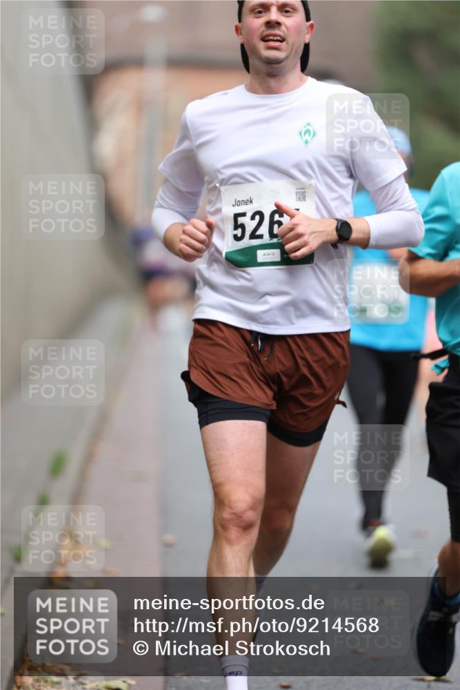 05.10.2025 - 20. swb-Marathon Bremen Michael Strokosch http://msf.ph/oto/9214568 05.10.2025 12:37:02 Laufen 526 meine-sportfotos.de