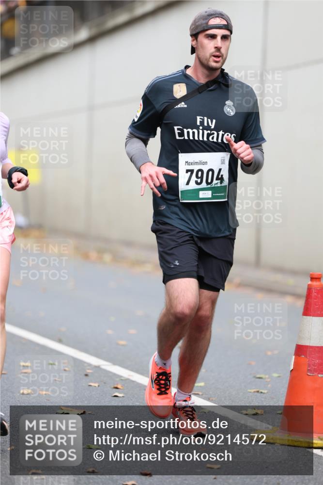 05.10.2025 - 20. swb-Marathon Bremen Michael Strokosch http://msf.ph/oto/9214572 05.10.2025 12:37:06 Laufen 7904 meine-sportfotos.de