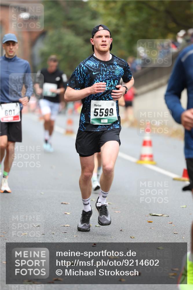 05.10.2025 - 20. swb-Marathon Bremen Michael Strokosch http://msf.ph/oto/9214602 05.10.2025 12:37:24 Laufen 601, 5599 meine-sportfotos.de