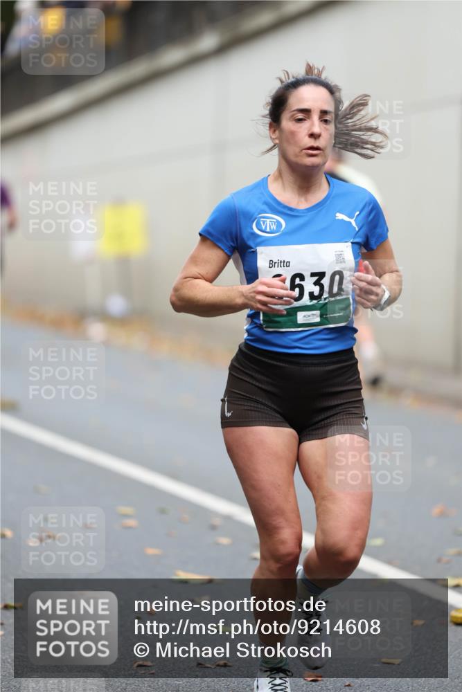 05.10.2025 - 20. swb-Marathon Bremen Michael Strokosch http://msf.ph/oto/9214608 05.10.2025 12:37:27 Laufen 530 meine-sportfotos.de
